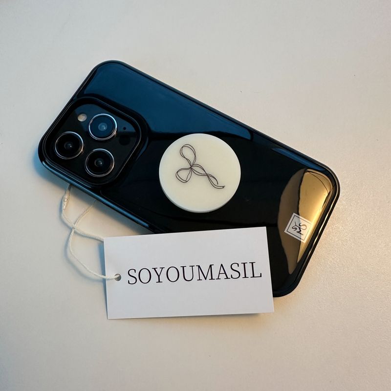 Simple black epoxy bumper case