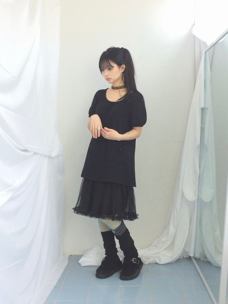 Pocket button puff blouse