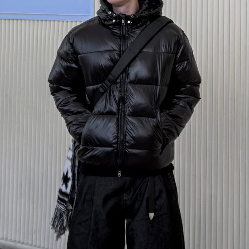 Beon glossy hood padding