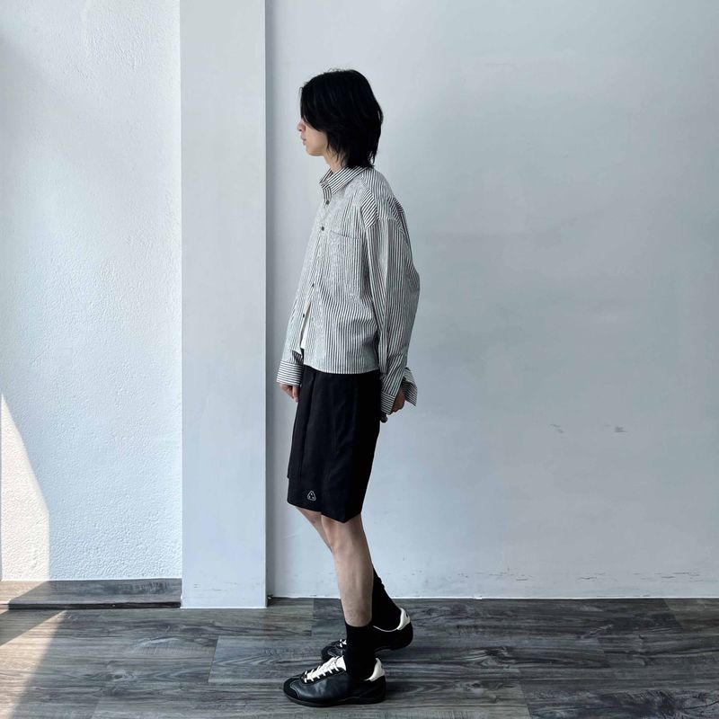 Minimalist Fine Striped Cropped Shirt