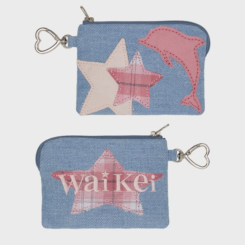 WaiKei(ワイケイ)の「ドルフィンアップリケデニムカードウォレット(スマホグッズ/小物)」