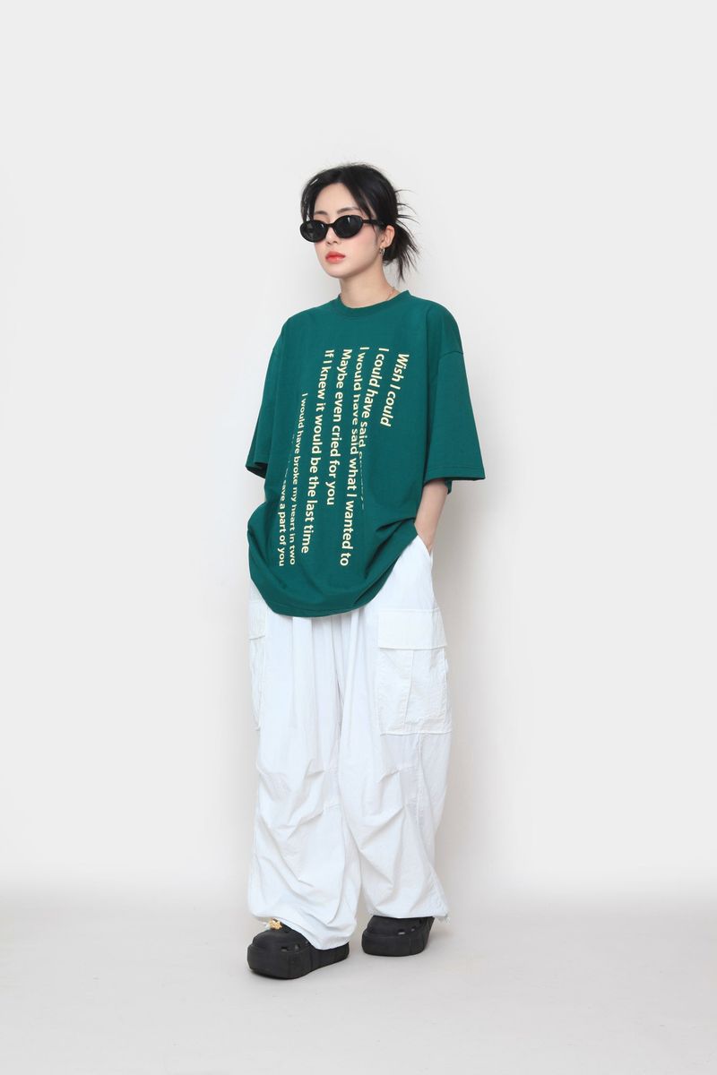 wide pocket cargo pants