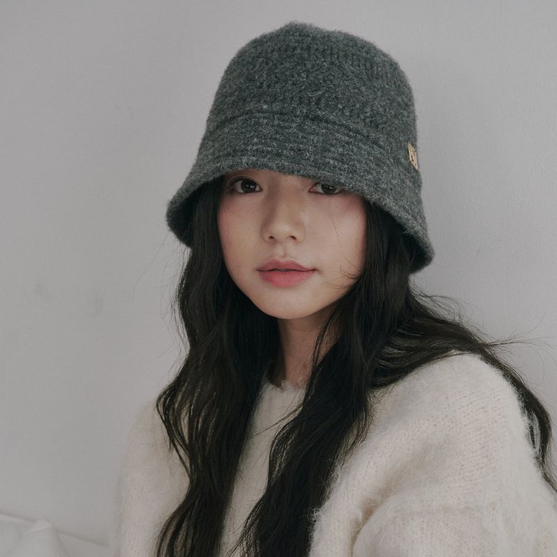 Arrow Ring Bucket Hat (Charcoal)