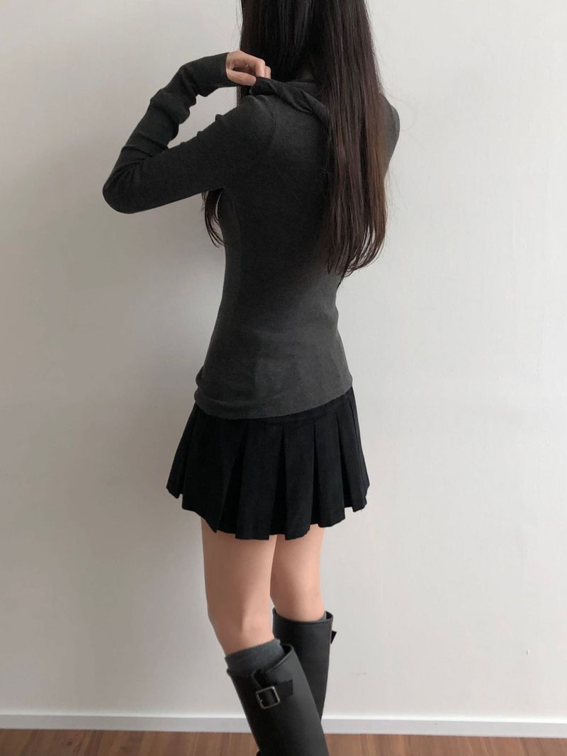 button hooded knit (2 colors)