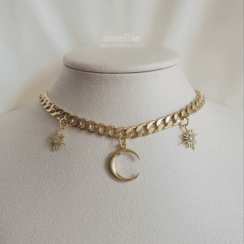aimelbie（アイメルビー）の「 Moon and Star Bold Chain Choker - Gold (Woo!ah! Nana, Lucy Necklace)（Accessories）」