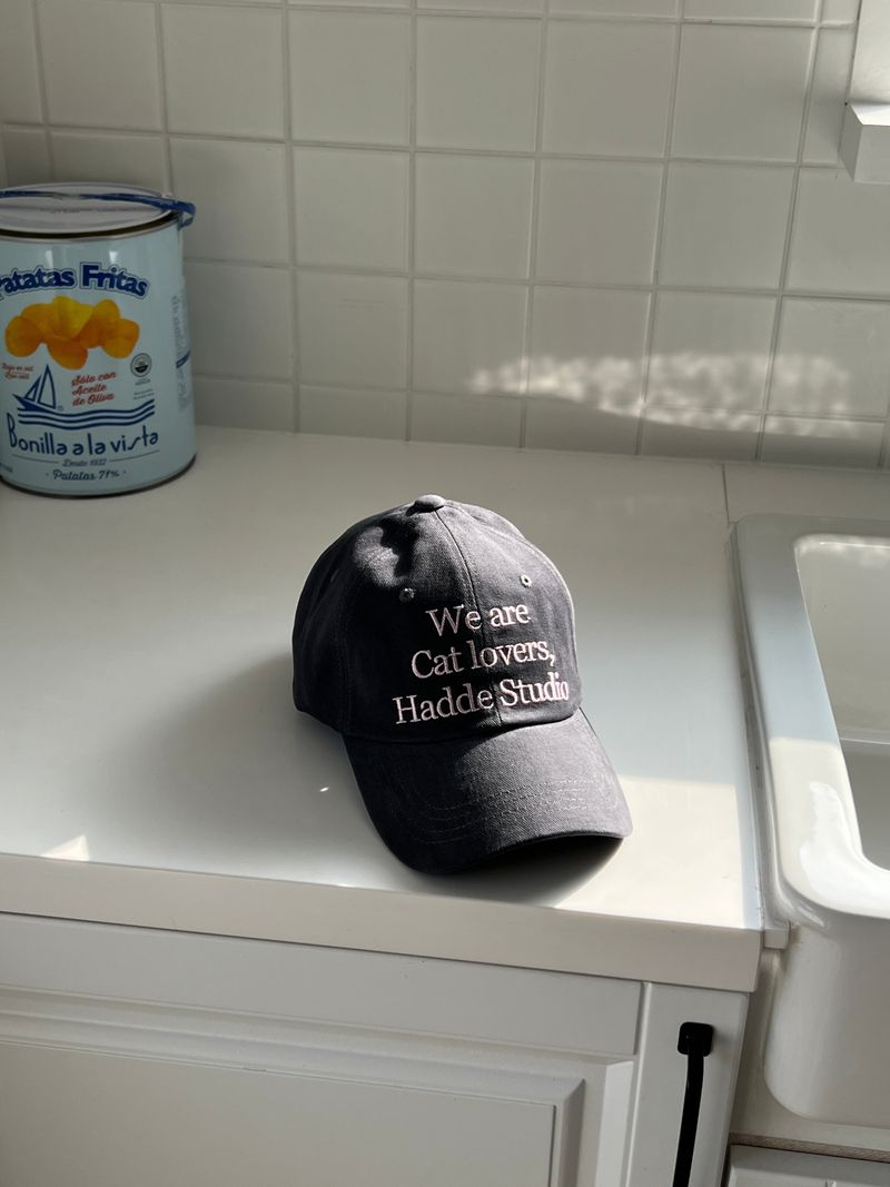 WE ARE CAT LOVERS, WASHING GRAY BALL CAP