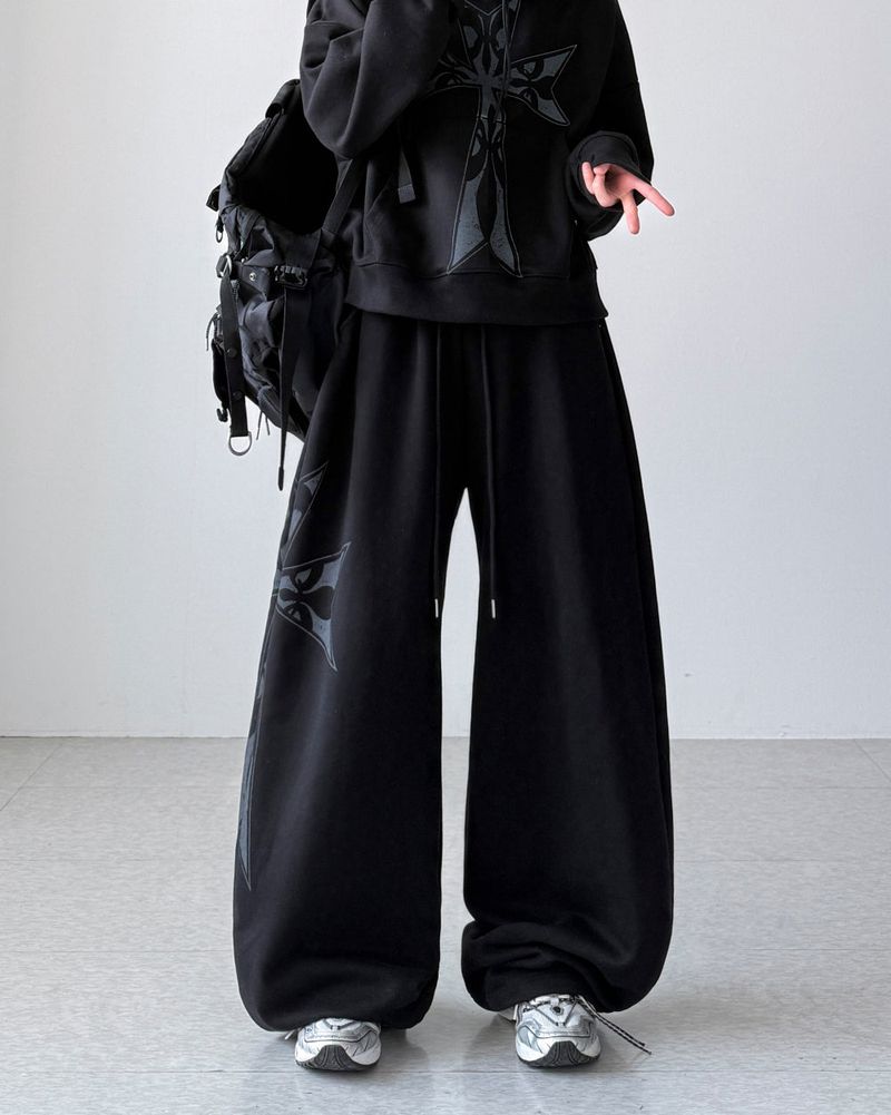 YOURNUS（ユアナス）の「Holinness Sagging Balloon Pants（Pants）」