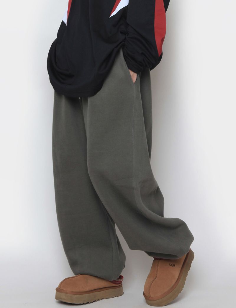 nutellike(ヌテールライク)の「wool fluff balloon jogger pants(Pants)」