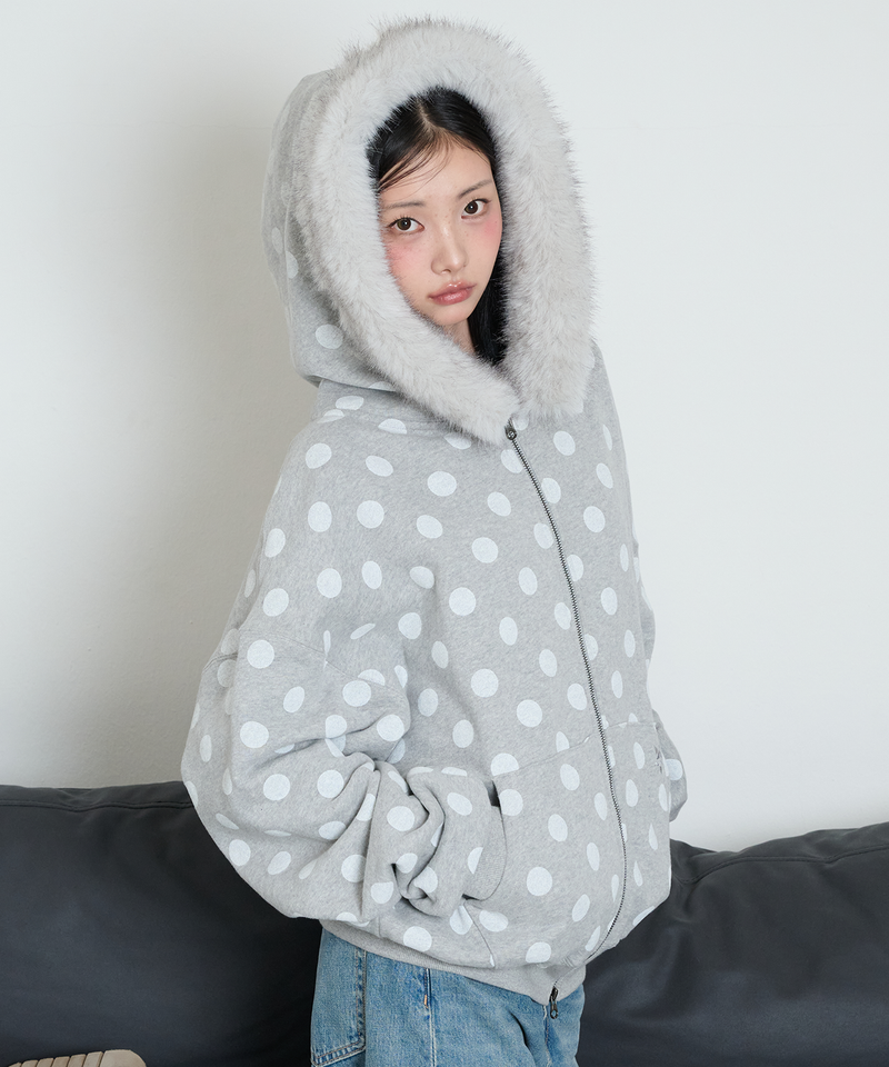 ITZAVIBE（イッザバイブ）の「DOT WINGS FUR HOODIE ZIP-UP（Tops）」