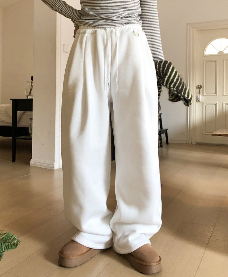 ULAN（ユレン）の「[U-BASIC] Huz D-ring Pintuck Balloon Sweatpants（Pants）」