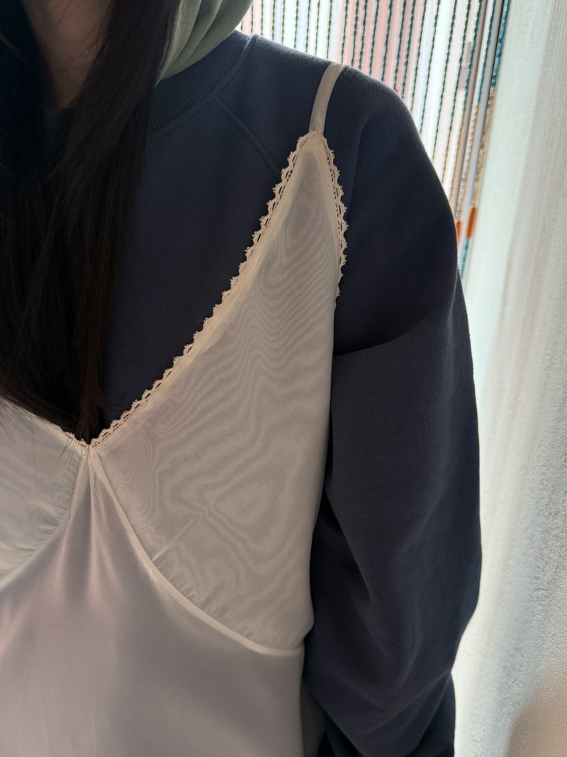 boxy raglan crop sweatshirt 