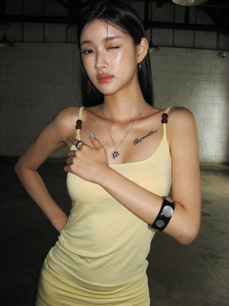 Sunburn necklace
