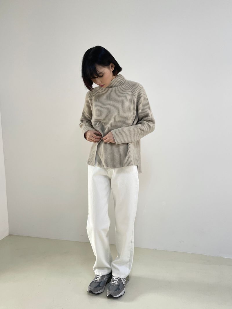 Plain straight white pants