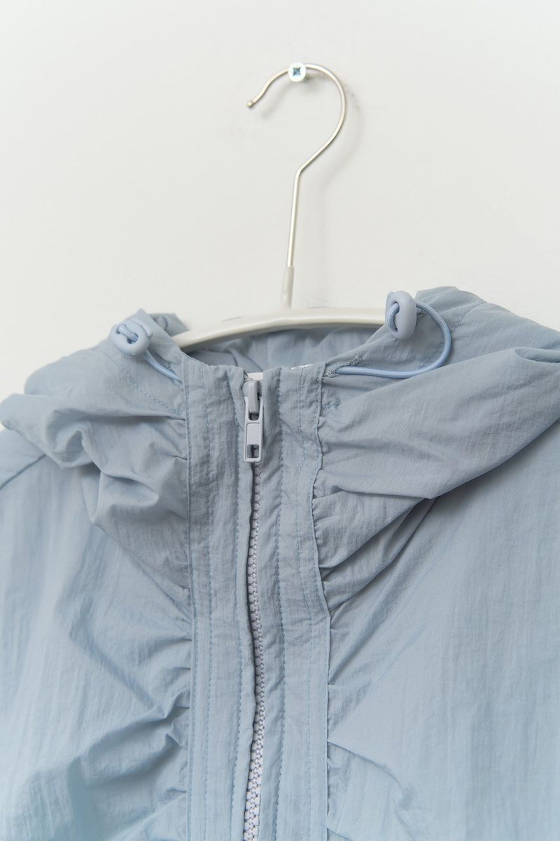 (W) Kio Light Zip Up