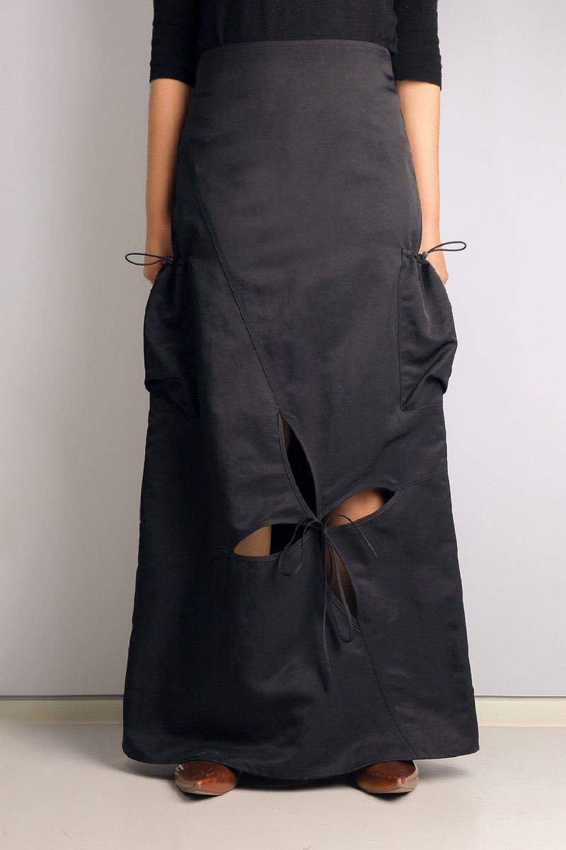 towtow.archive（トゥトゥ アーカイブ）の「PIA CARGO SKIRT-SLASH BLACK（Skirts）」