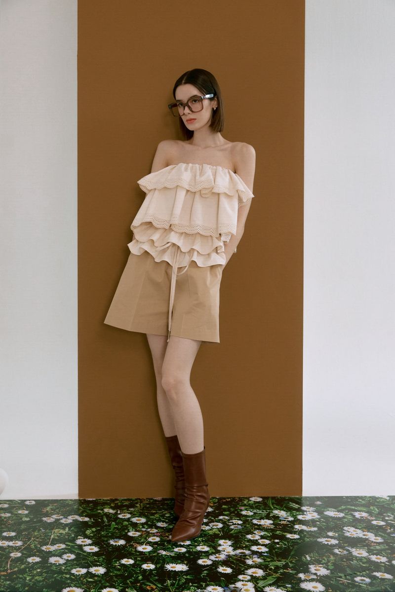 Ruffle detail shorts