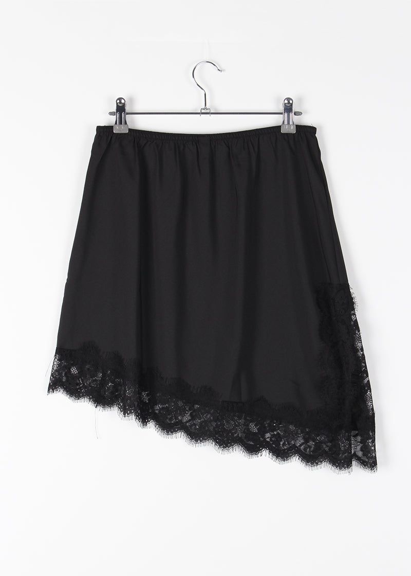 LACE LAYER SKIRT