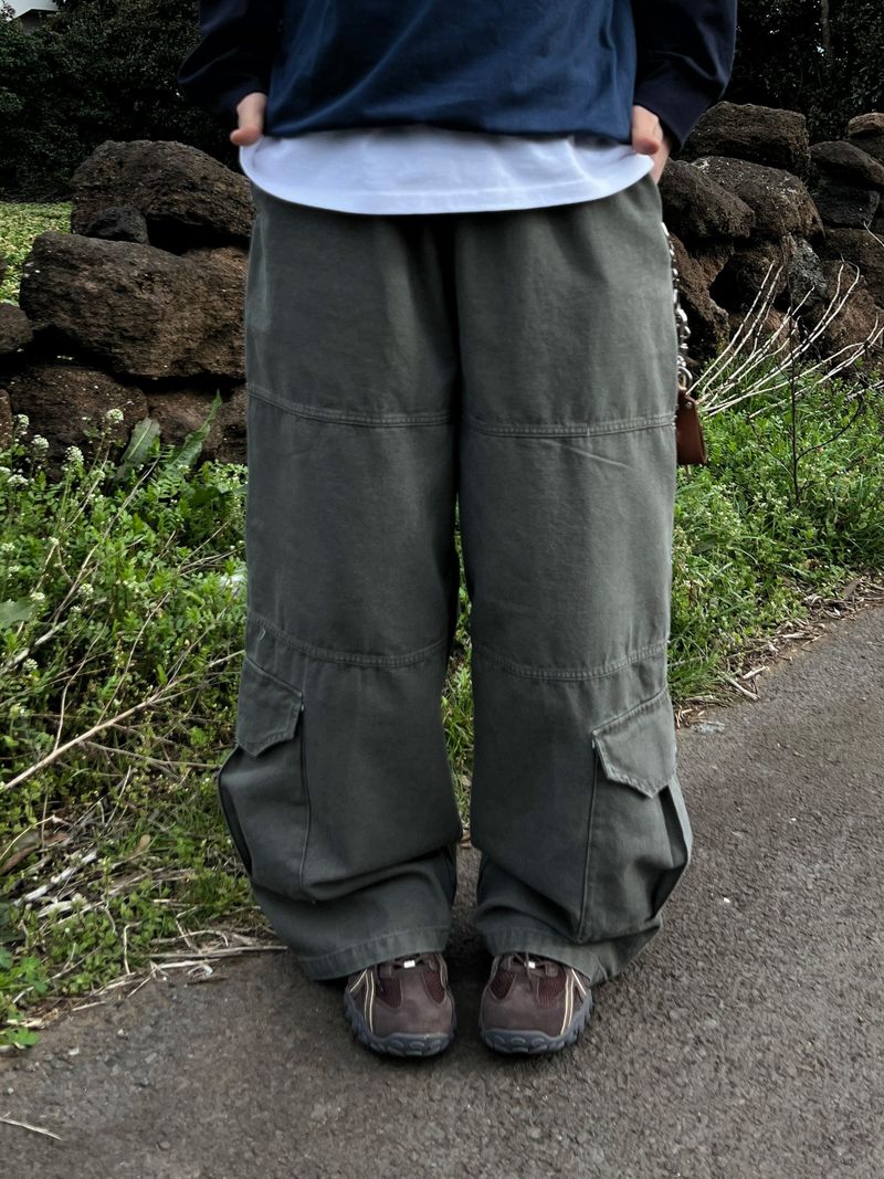 ESOO(イス)の「Segmented Panel Cargo Pants (4 Colors)(Pants)」