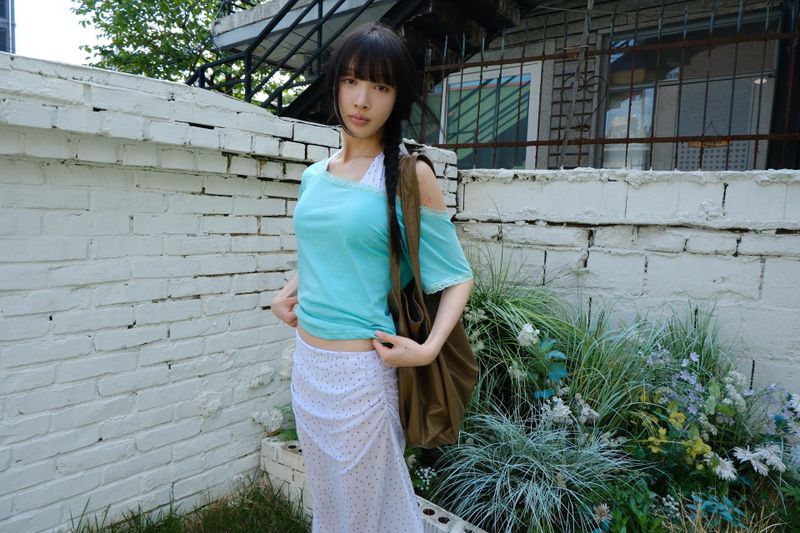 lace line t