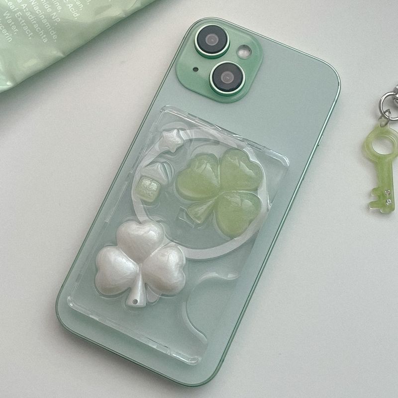 [made]3leaf clovers magsafe card wallet