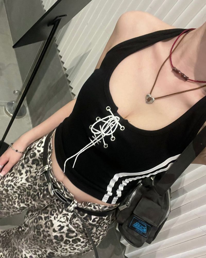 MADE stick necklace