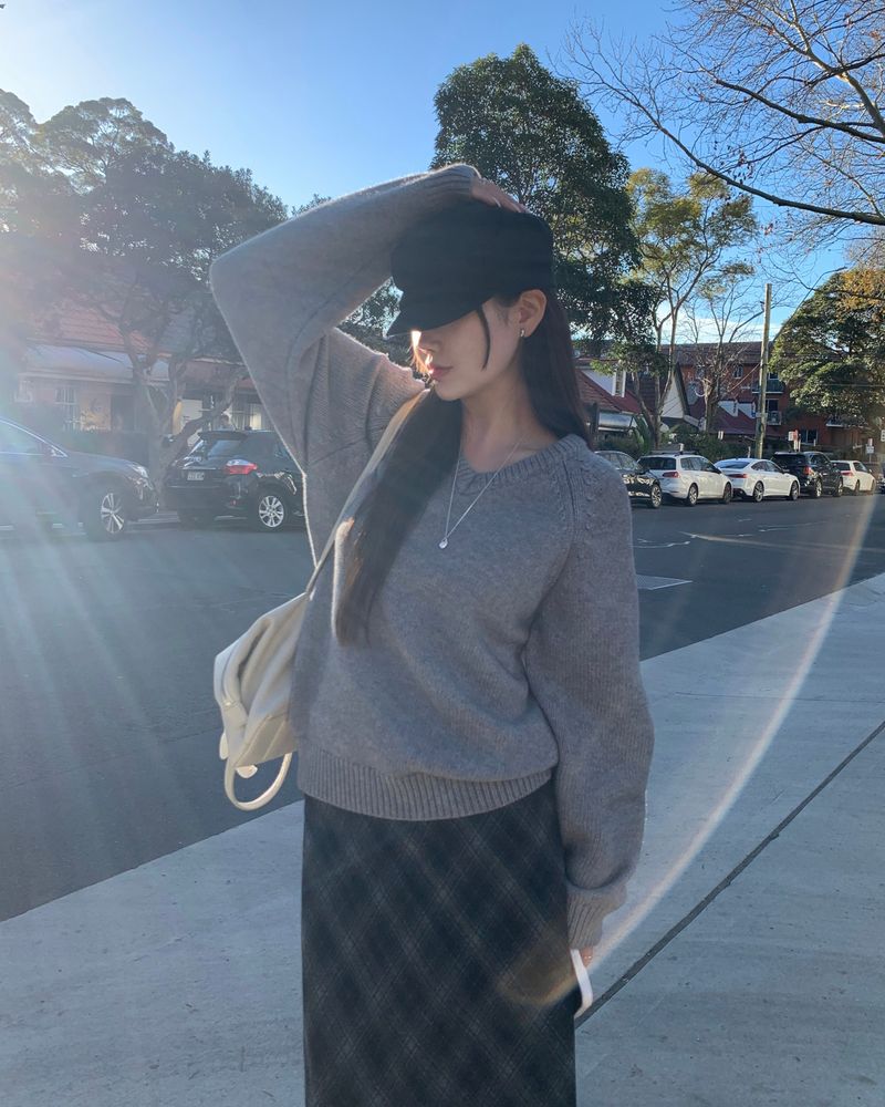 [ORIGINAL] Derr V-Neck Loose-Fit Knit