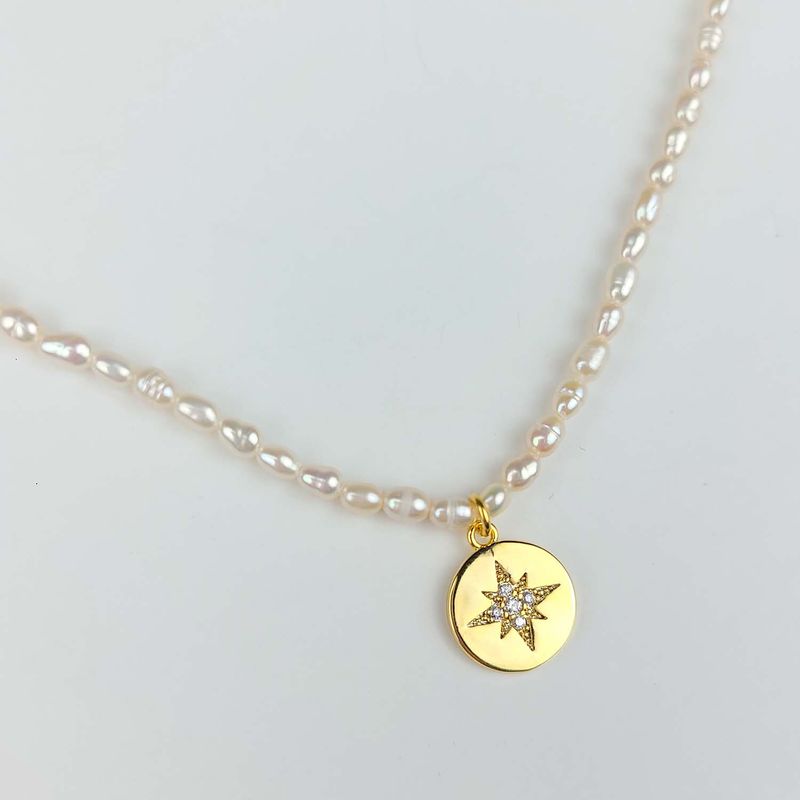 Etoile freshwater necklace