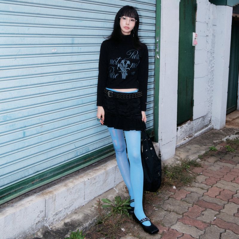 Not pure artwork turtleneck [Black]