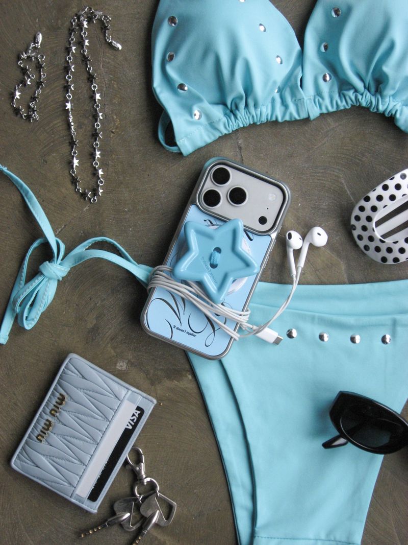 Aqua candy button tok, Mag safe