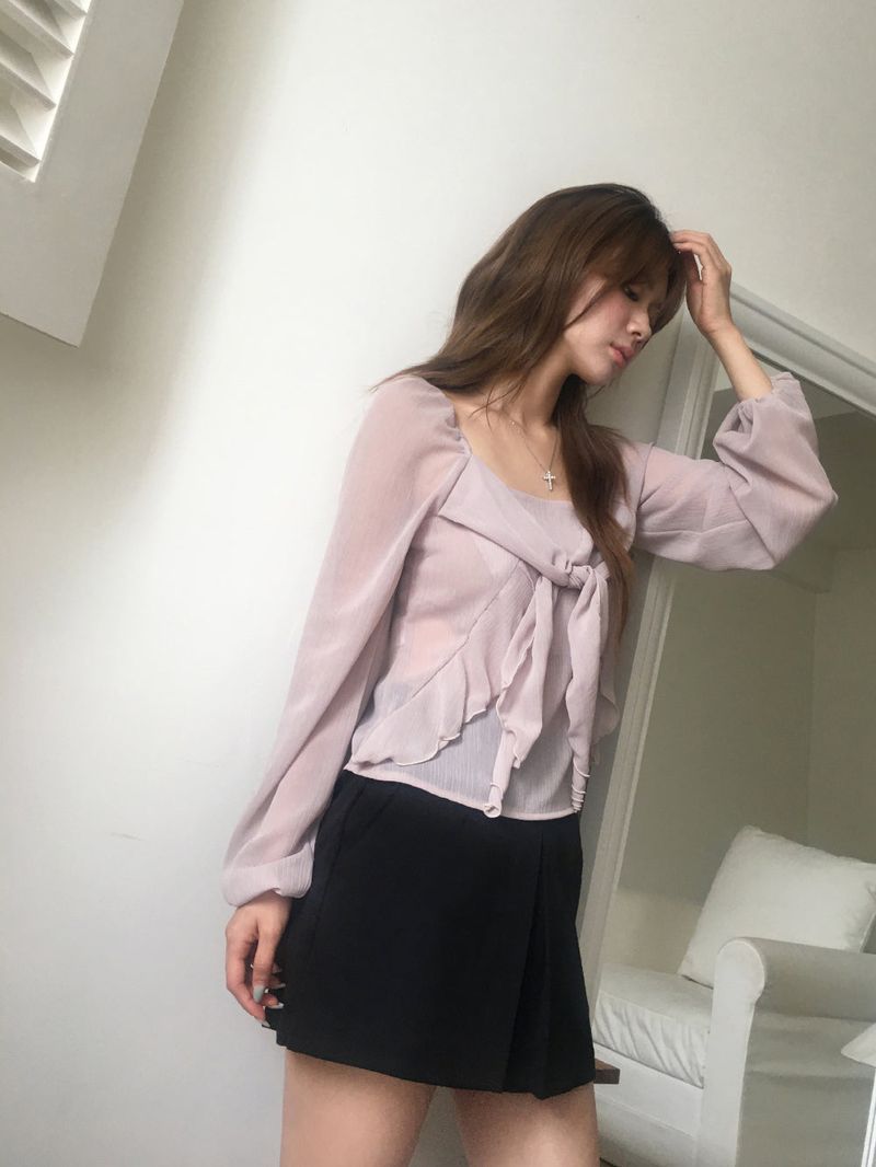 Yeonhwa Blouse