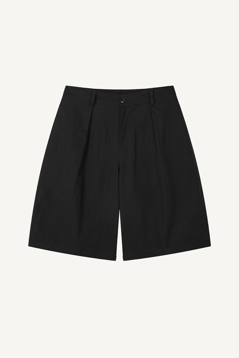 Fold Tuck Bermuda Pants