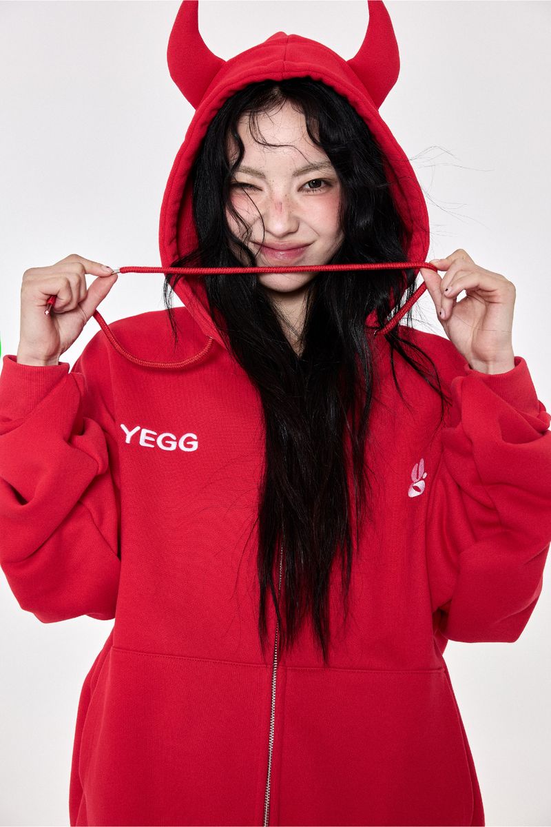 YEGG（イエグ）の「[BASIC] デビルフーディ Red（トップス）」