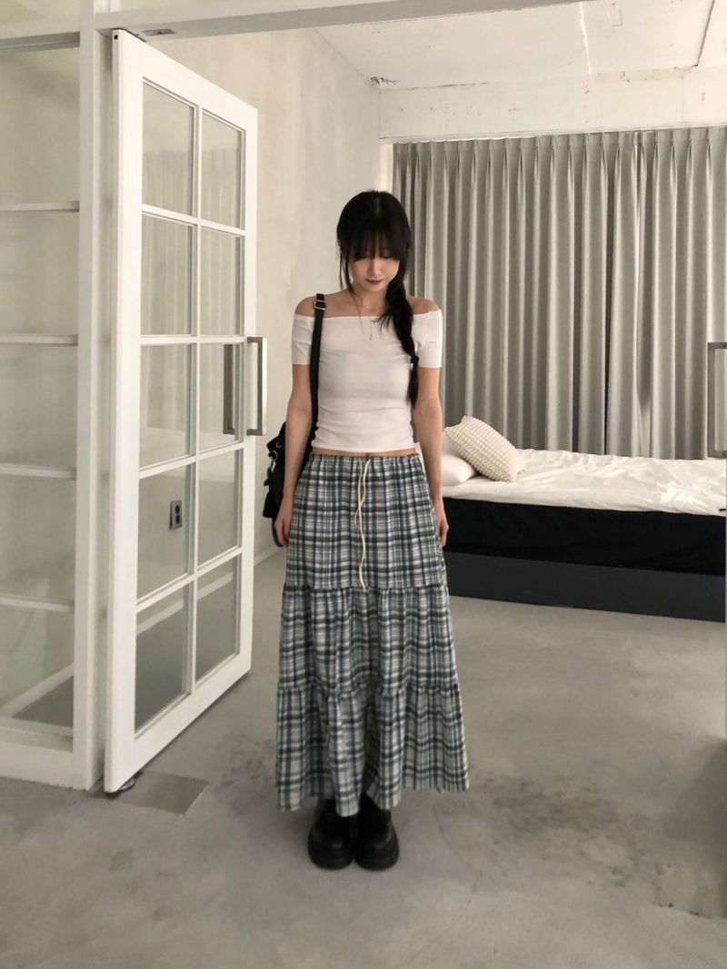Kitten（キッテン）の「Checkered Long Skirt (2color)（Skirts）」