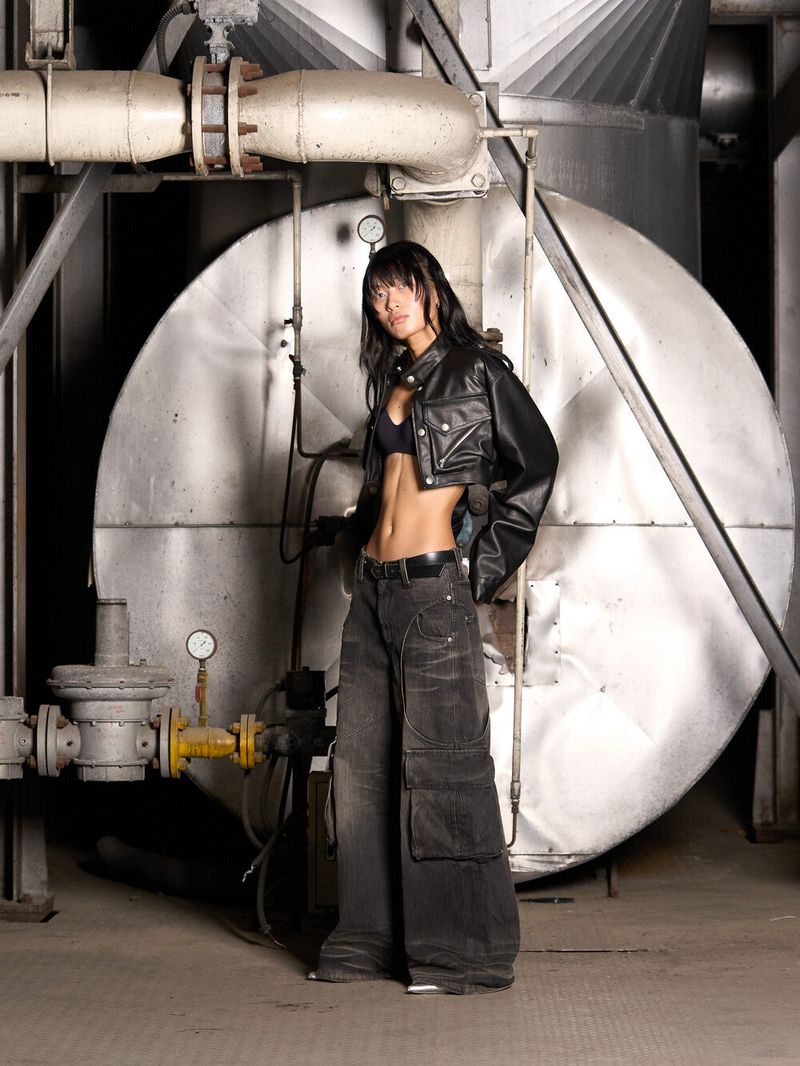 Circle Washing Denim Cargo Pants (Black)