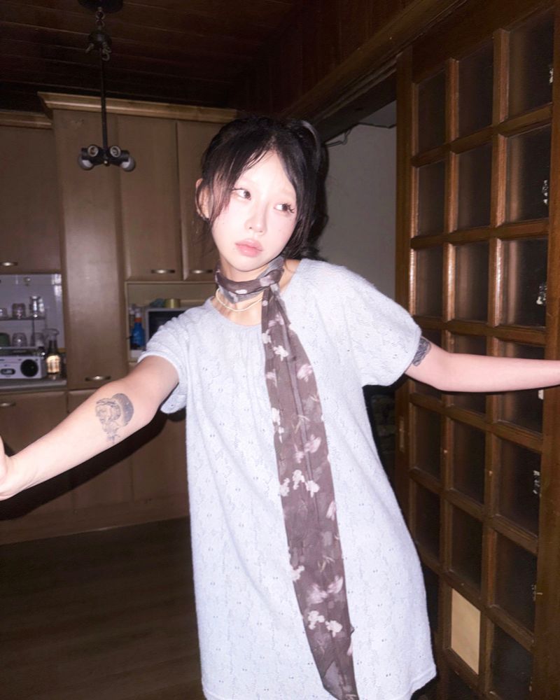 douchidouchi（ドウチドウチ）の「(2color) Flower Lacy Knit Long Short Sleeve Tee（Tops）」