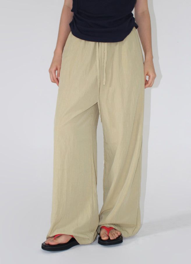 AAKE(アケ)の「BUTTON BANDING PANTS(Pants)」