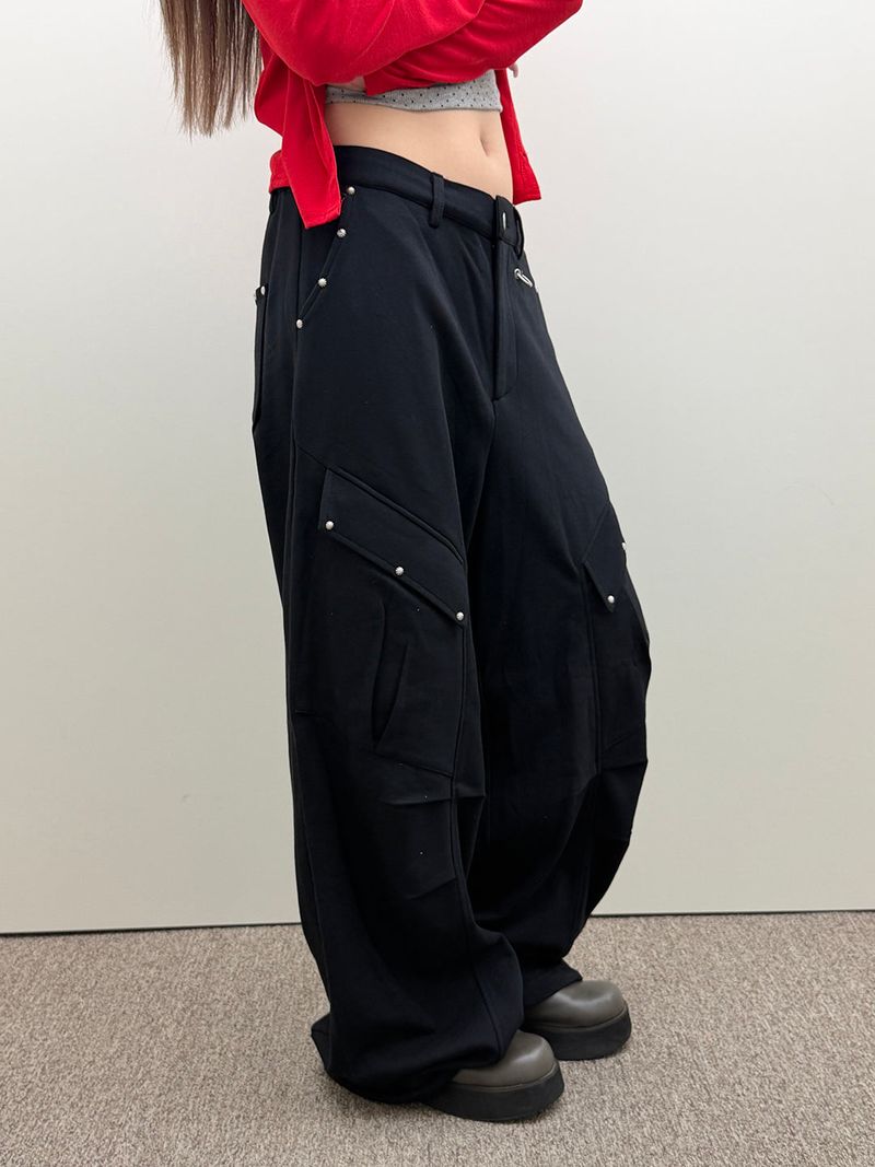MUZESEOUL（ミューズソウル）の「Western sweat cargo pants(3color) （Pants）」