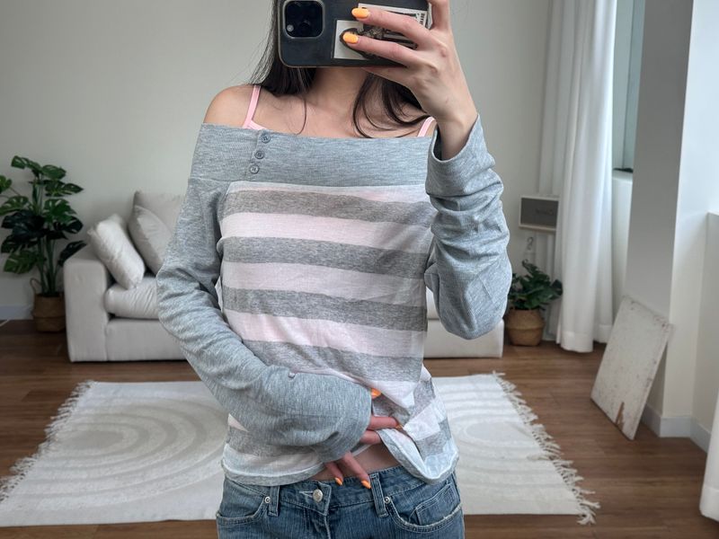ストライプ オフショルダー Tシャツ