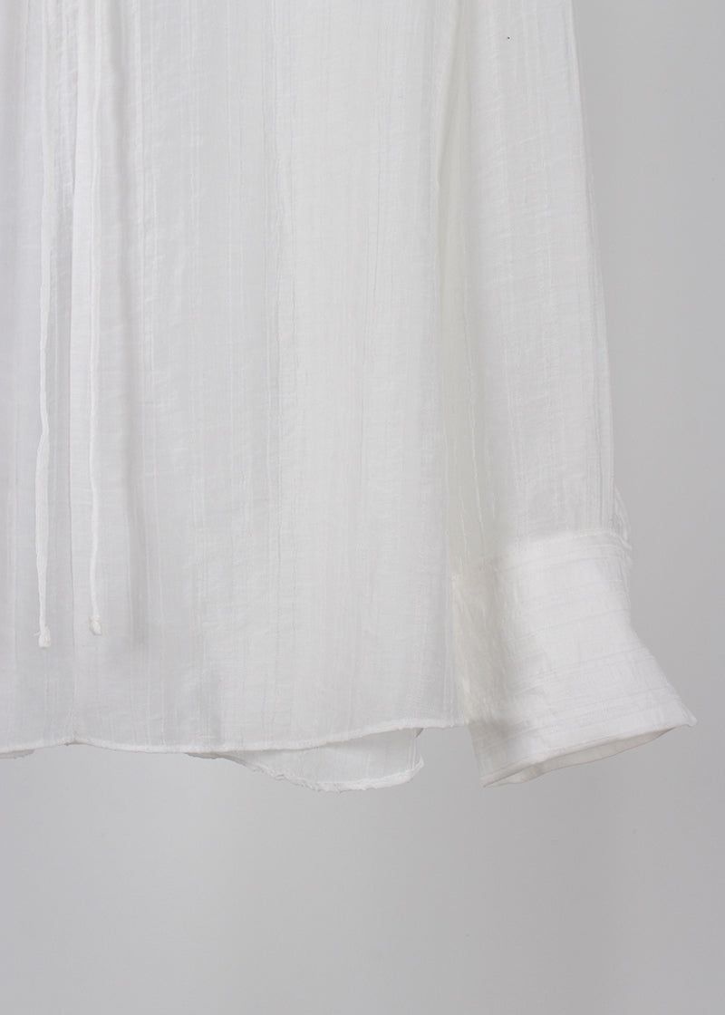 EYELET BLOUSE