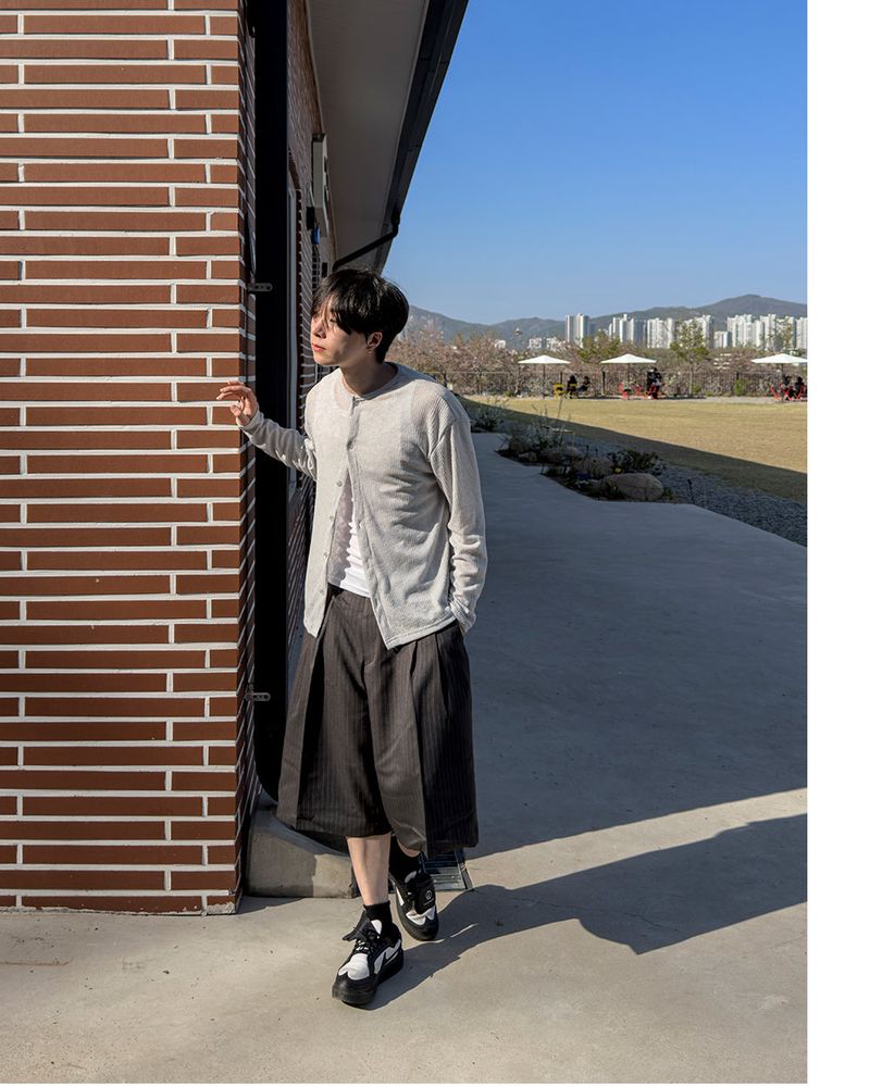 Node Pin Stripe Bermuda Slacks