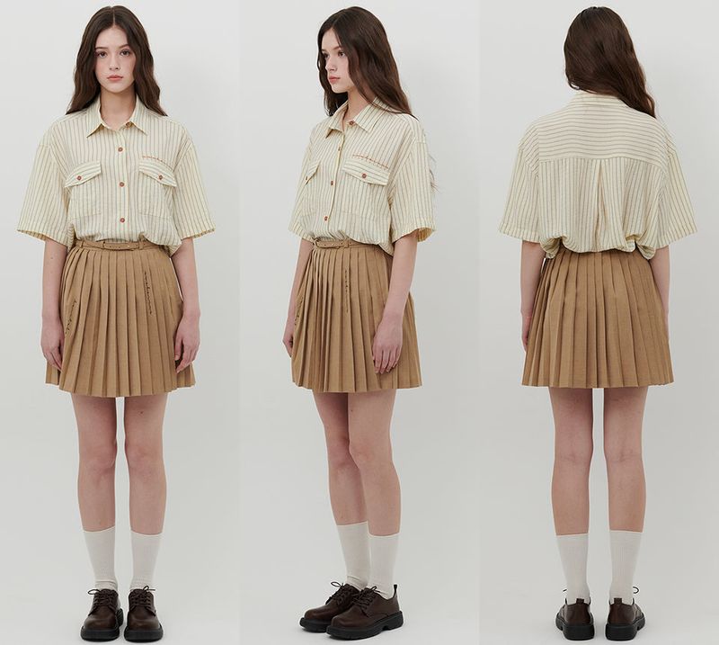 【MADE】LOGO PRINT PLEATED SKIRT [BEIGE]