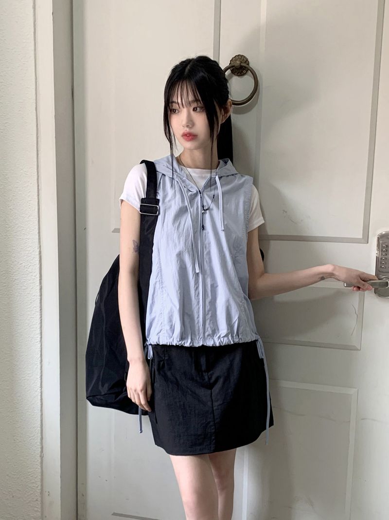 Naing Bijo Pocket Cargo Nylon Mini Skirt