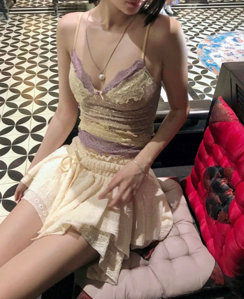 cloudemotion（クラウドエモーション）の「[ pinterest vibe ] grape on glam lace sleeveless top（Tops）」