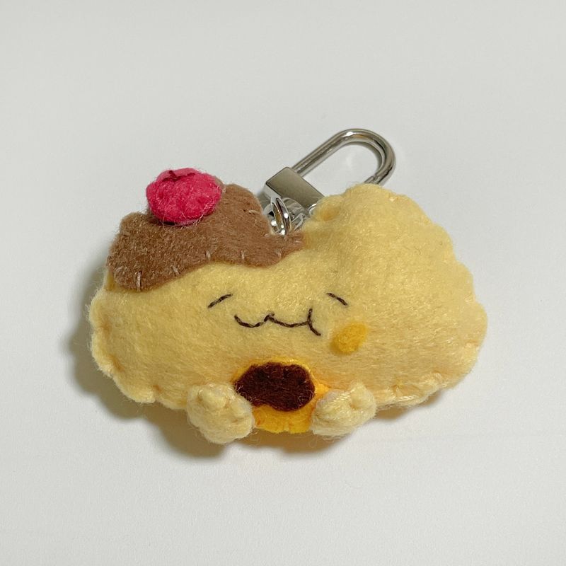 [MADE] Pudding Cat Key ring