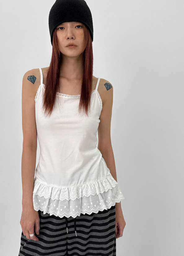 BLACKUP（ブラックアップ）の「[MADE] Cloning Layered Lace Sleeveless Top（Tops）」