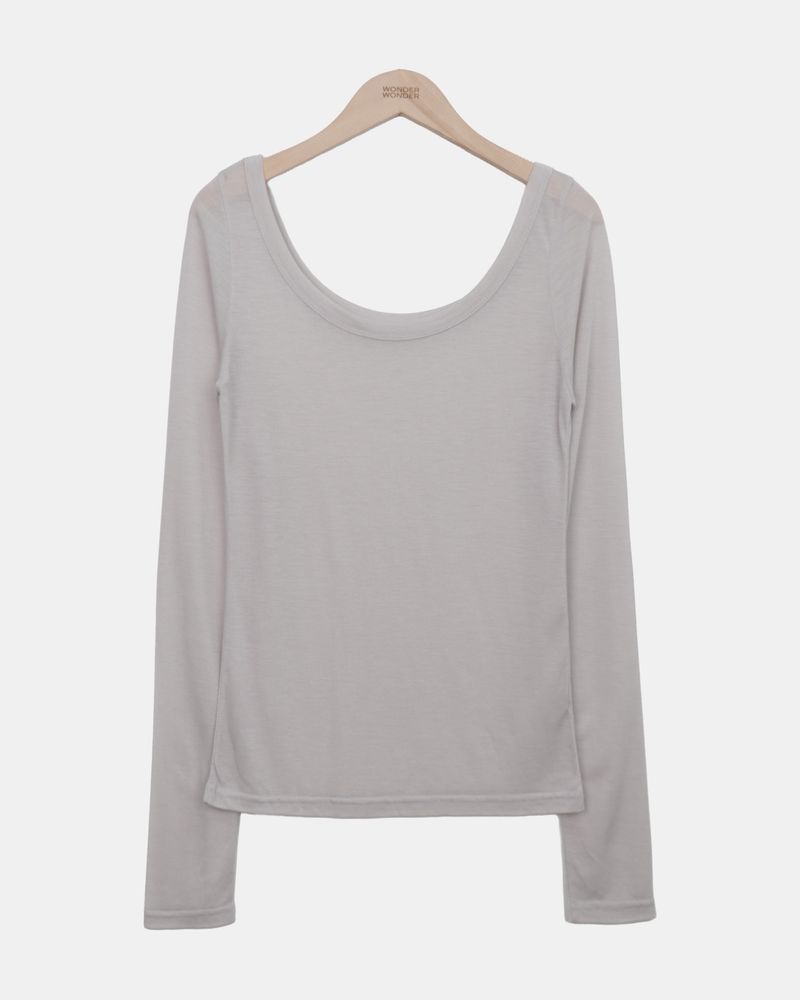 Biljeun Deep U-Neck Long-Sleeve T-Shirt