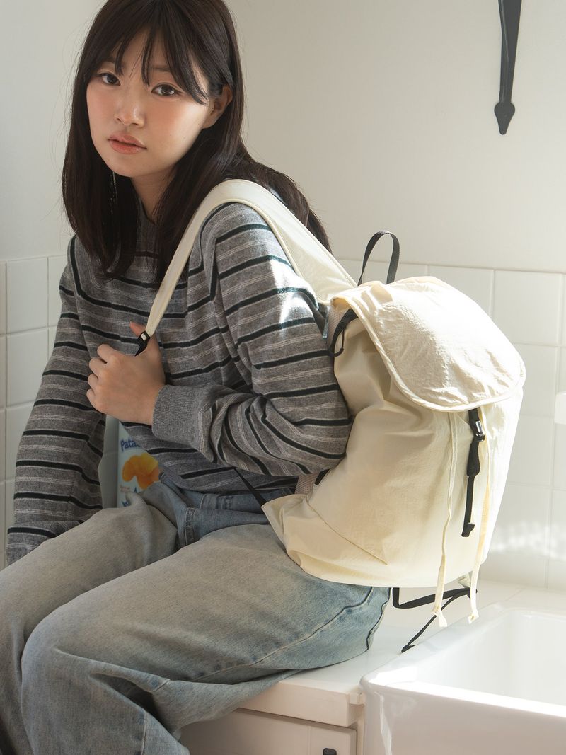 oimo（オイモ）の「ストリングリュックサック - アイボリー（バッグ）」