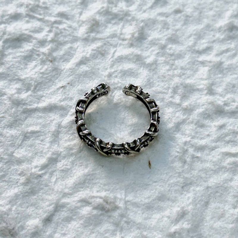 Cold Flame Knot Ring