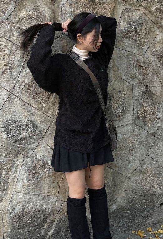 Diagonal Button Loose Fit Bookle Knitwear