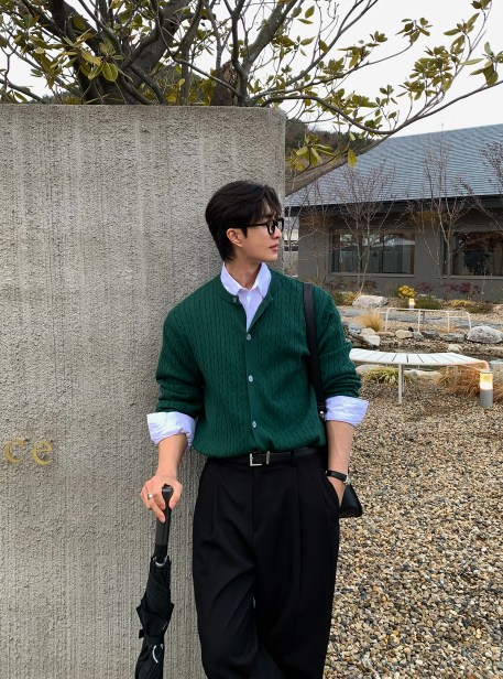 Deface Front Turtle Back Banding Wide Slacks